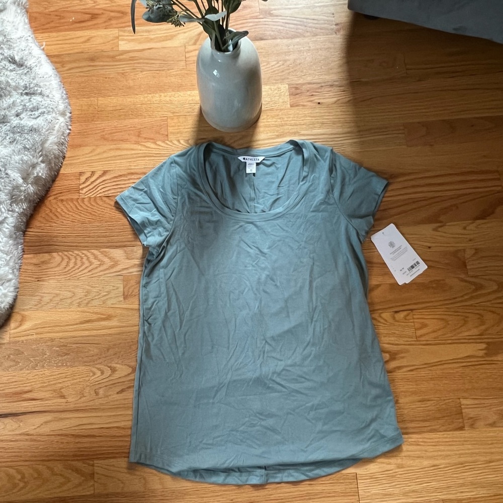 Never Worn Athleta Shirt